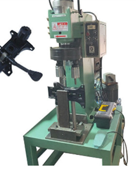 國產液壓鉚接機多少錢一臺？