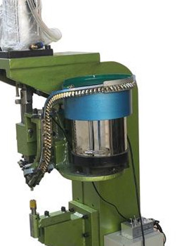 如何有效控制液壓鉚接機(jī)的鉚接質(zhì)量?