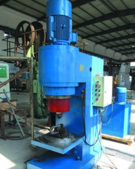 購(gòu)買氣壓鉚接機(jī)需要多少錢?