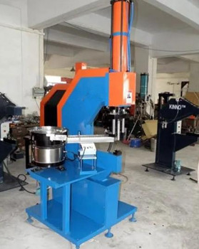 為什么會出現(xiàn)液壓鉚接機鉚偏的情況?