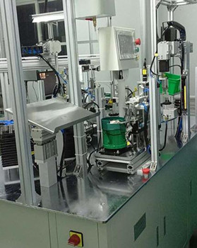 自動(dòng)送料鉚接機(jī)主要組成結(jié)構(gòu)有哪些?